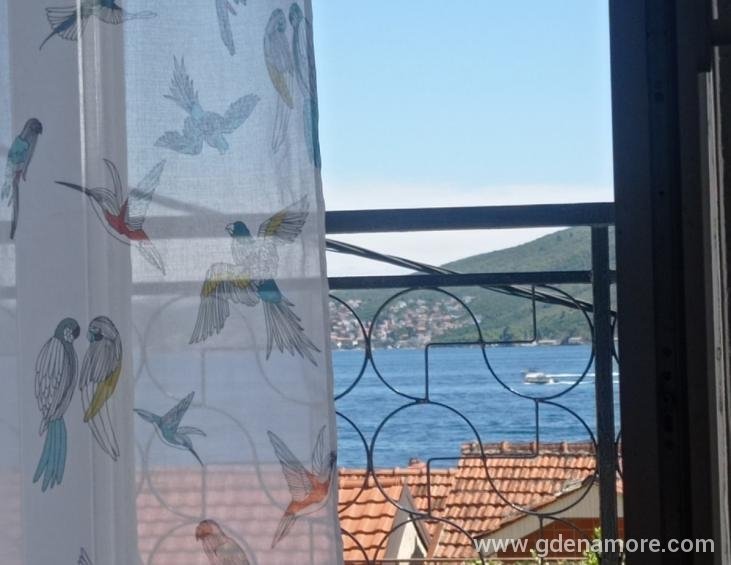 Pogled iz kuhinje 2a apartmana